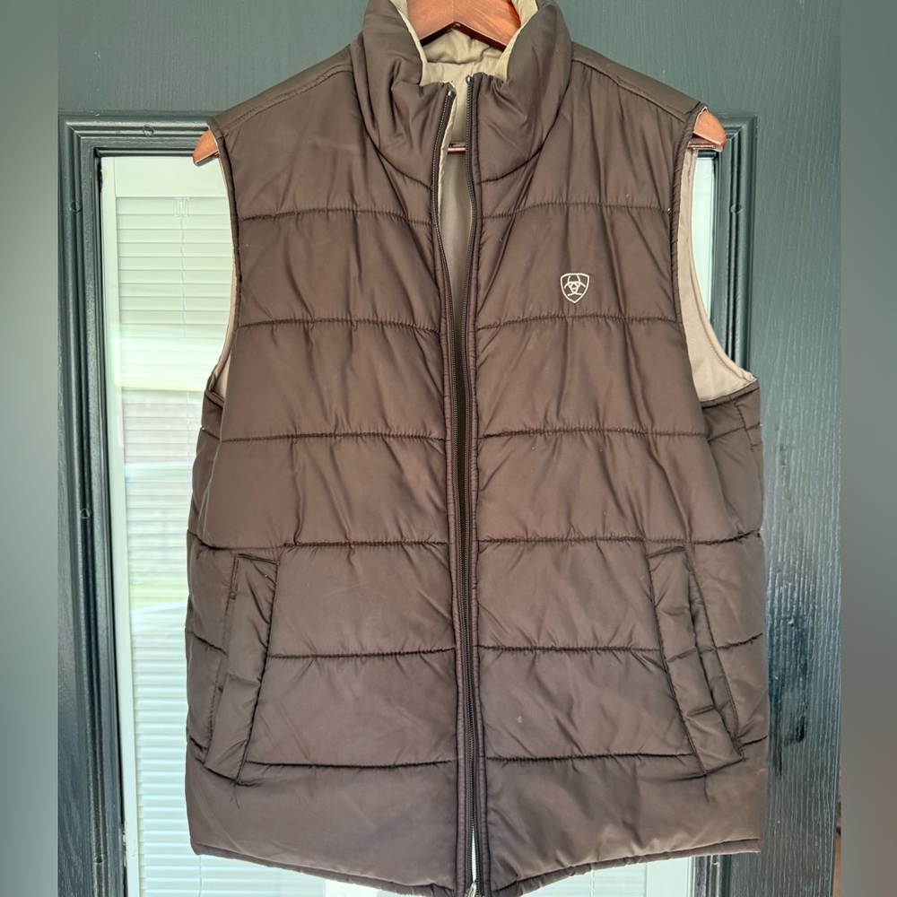 Ariat vest men’s medium, reversible
